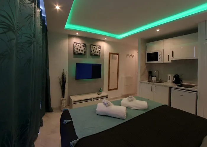 Modern With A Sea View And Pool Access Ponderosa 801 * Playa de las Américas