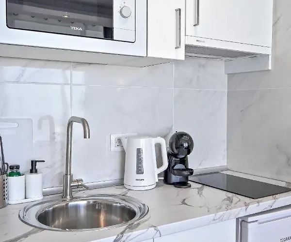 Modern With A Sea View And Pool Access Ponderosa 801 Apartmán