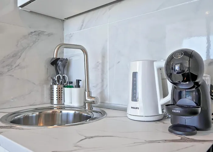 Modern With A Sea View And Pool Access Ponderosa 801