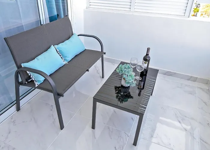 Modern With A Sea View And Pool Access Ponderosa 801 Appartamento