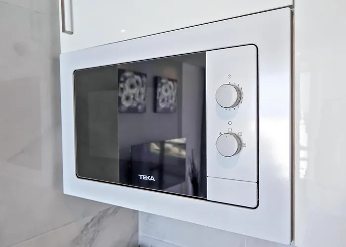 Modern With A Sea View And Pool Access Ponderosa 801 アパート