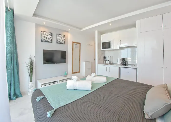 Appartamento Modern With A Sea View And Pool Access Ponderosa 801